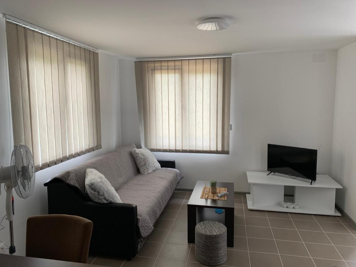 Boja Zalaska - Kameni Apartman Jagodina Eksteriør bilde