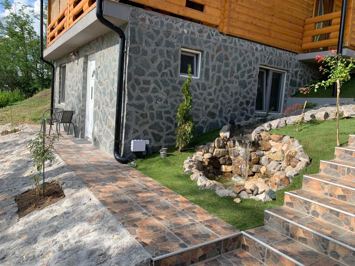 Boja Zalaska - Kameni Apartman Jagodina Eksteriør bilde