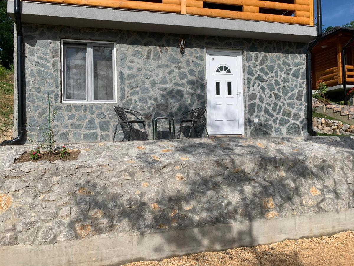 Boja Zalaska - Kameni Apartman Jagodina Eksteriør bilde