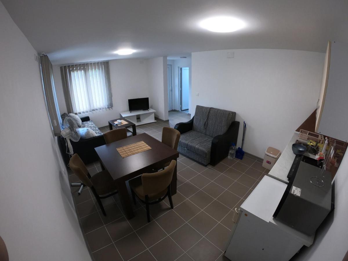 Boja Zalaska - Kameni Apartman Jagodina Eksteriør bilde